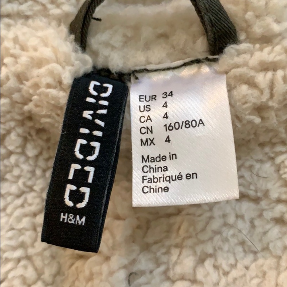 Coat - Picture 4 of 4